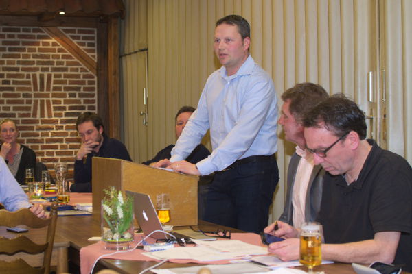 Westfalia Osterwick ist Mitglied im Deutschen Badmintonverband geworden. Die Badmintonabteilung will am Ligabetrieb 2016 teilnehmen, konnte Thorsten Merschformann berichten.