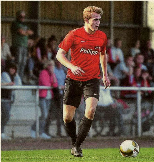 Ballsicher: Luis Lammers, Sturmspitze bei Westfalia Osterwick, Tabellendritter der Kreisliga A.	Fotos: Ulrich Hörnemann